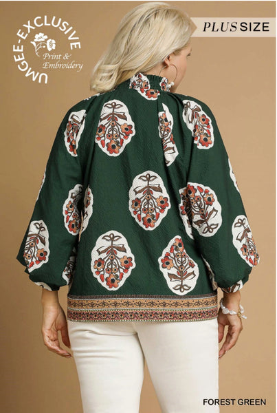 Sadie Top Plus in forrest green