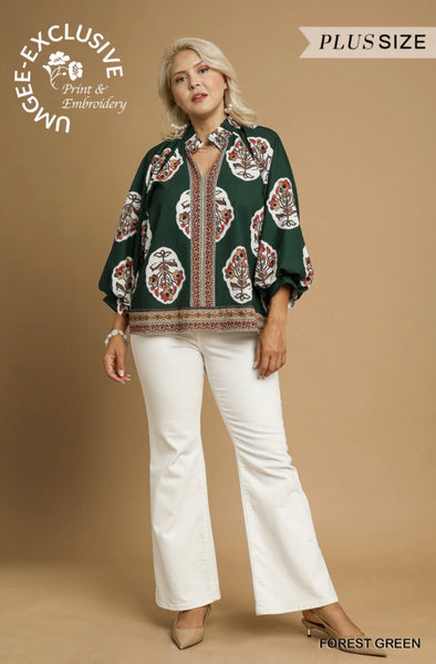 Sadie Top Plus in forrest green