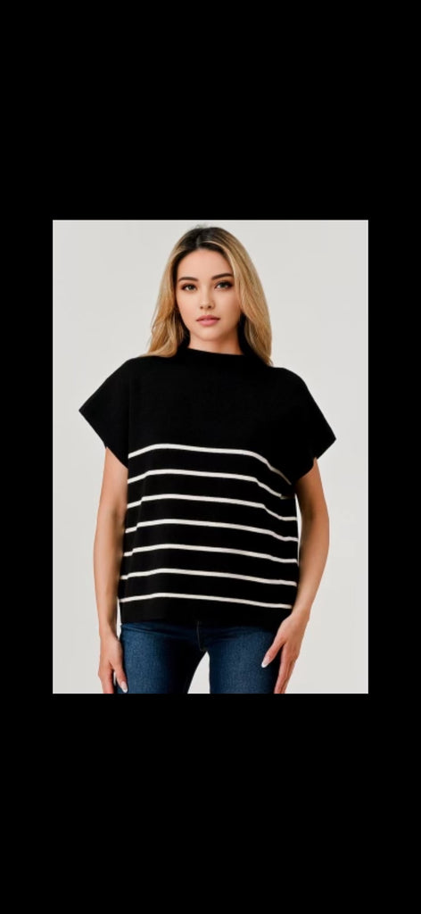 Holiday Sweater in Black/White