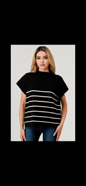 Holiday Sweater in Black/White